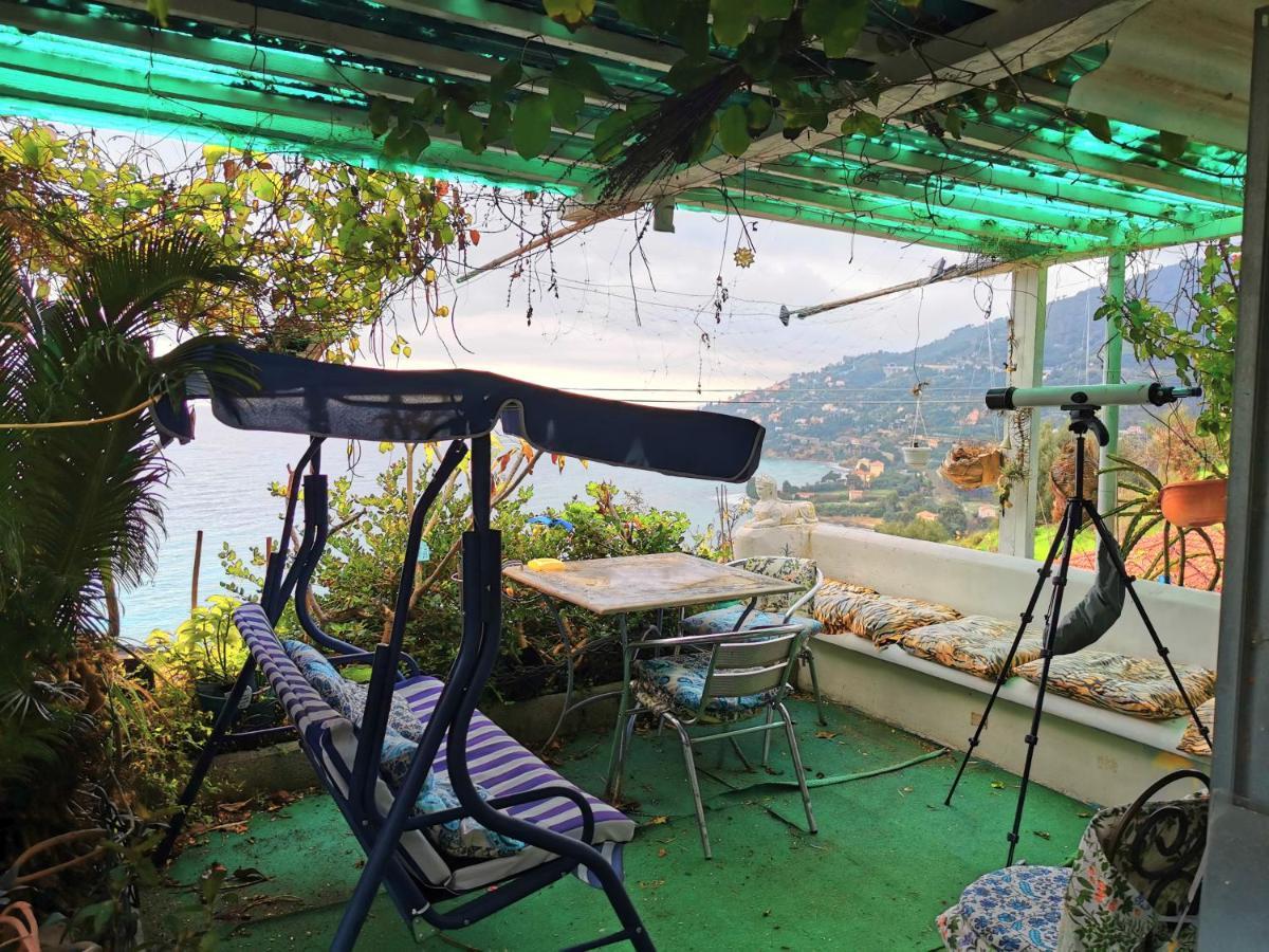 Romantic Casa Lorenzina Affittacamere Ventimiglia Exterior foto