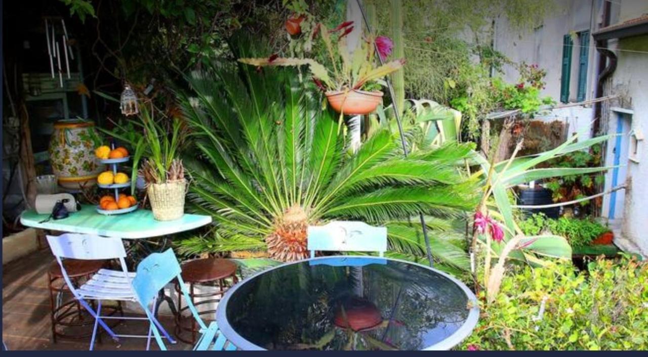 Romantic Casa Lorenzina Affittacamere Ventimiglia Exterior foto