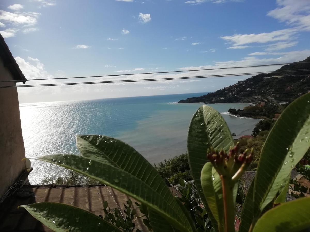 Romantic Casa Lorenzina Affittacamere Ventimiglia Exterior foto